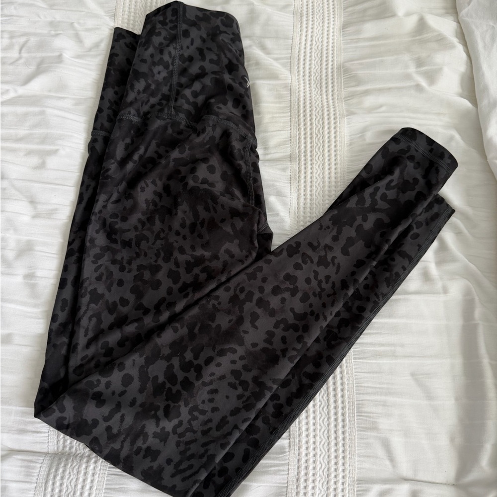 Old Navy Active Black Cheetah Leggings